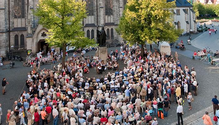 005_konzert_am_bachdenkmal_foto_dirk_brzoska_16458