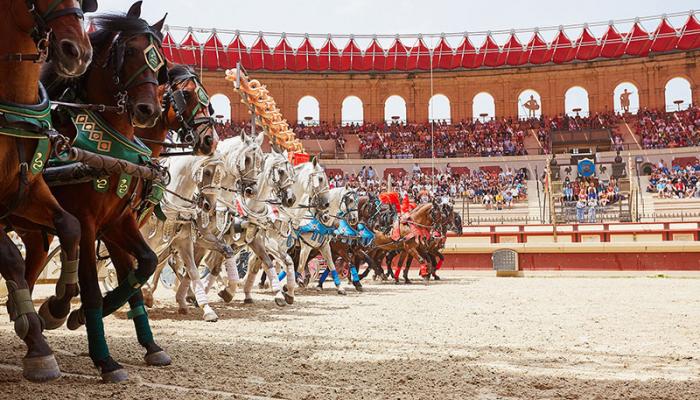 Le-Signe-du-Triomphe-(2) copyright puy du fou