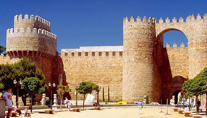 Puerta Alcazar