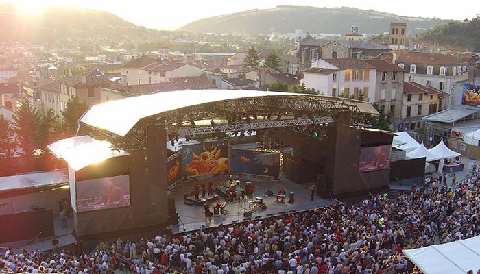 SUJO on Vienne stage