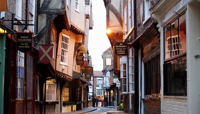 The Shambles York (c) VisitBritain