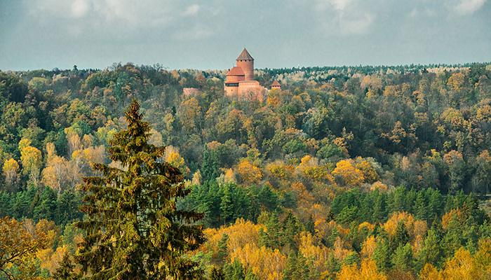Turaida Castle in Gauja National Park (c) Reinis Hofmanis